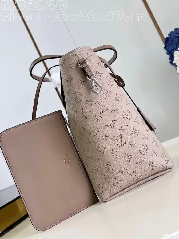 x x 17CM 29.5 LOUIS VUITTON HINA-46 0601